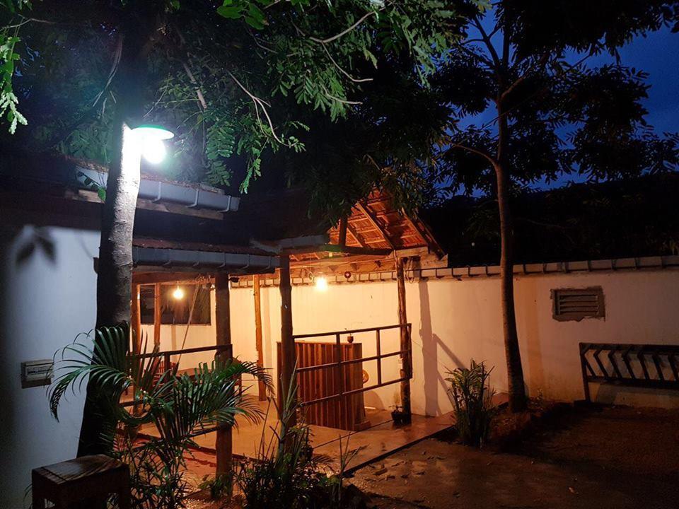 Chillax Bay Bed and Breakfast Arugam Bay Exterior foto